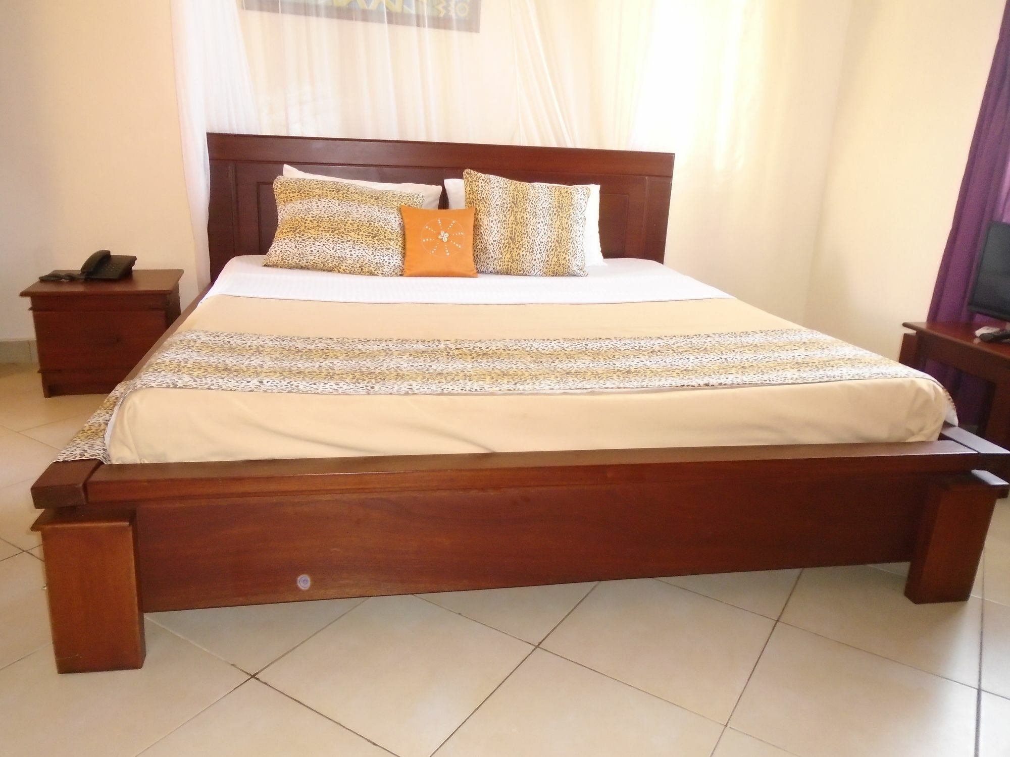 Pawenzi Serviced Apartments Mombasa Exterior foto